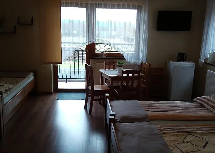 Barbara Pietraszek *