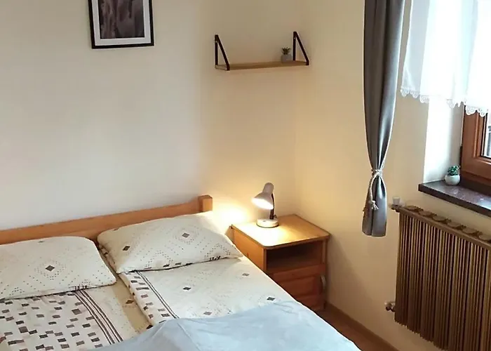 Barbara Pietraszek *